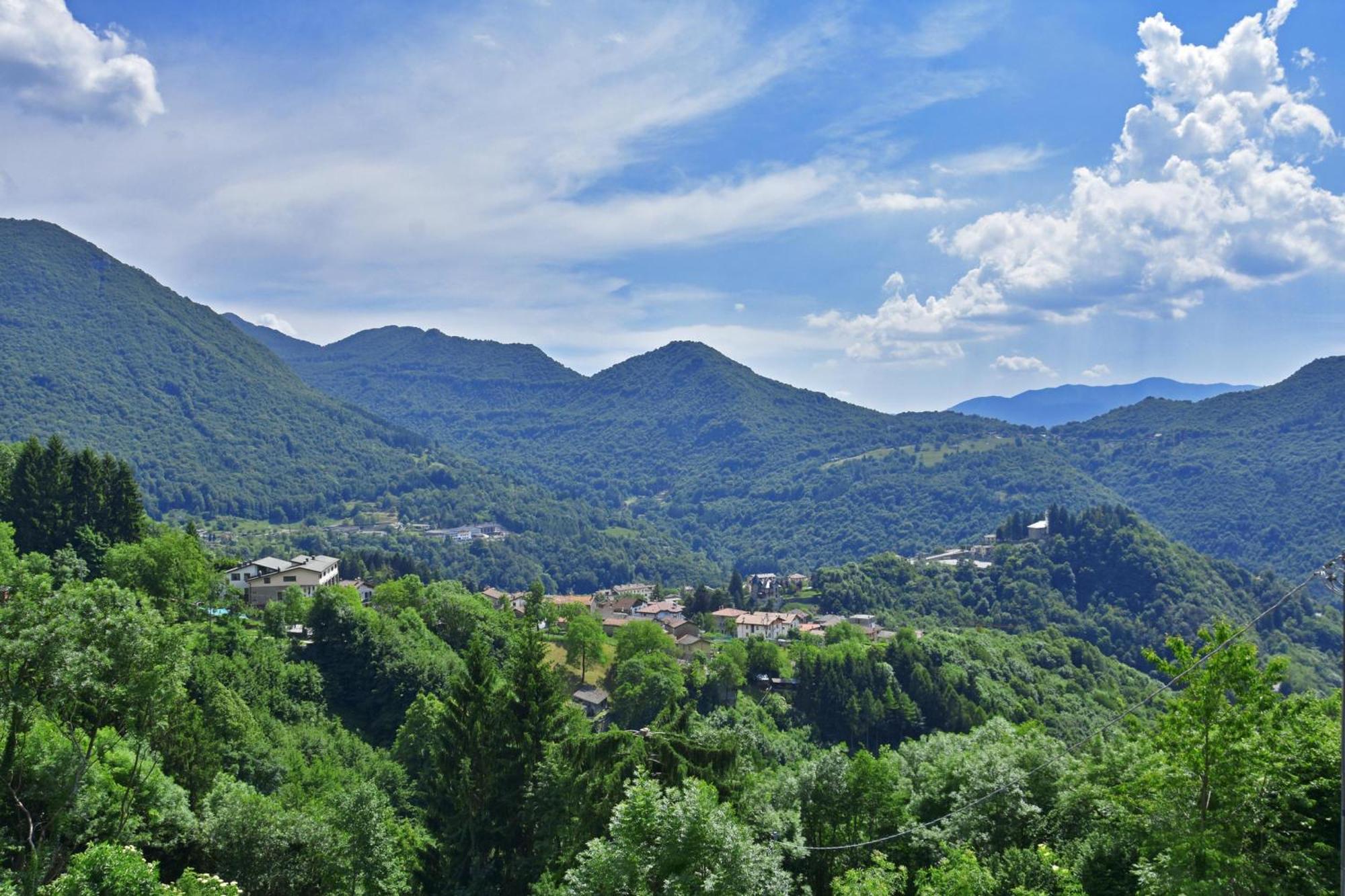 Villa Casa Busso Esino Lario Exterior foto